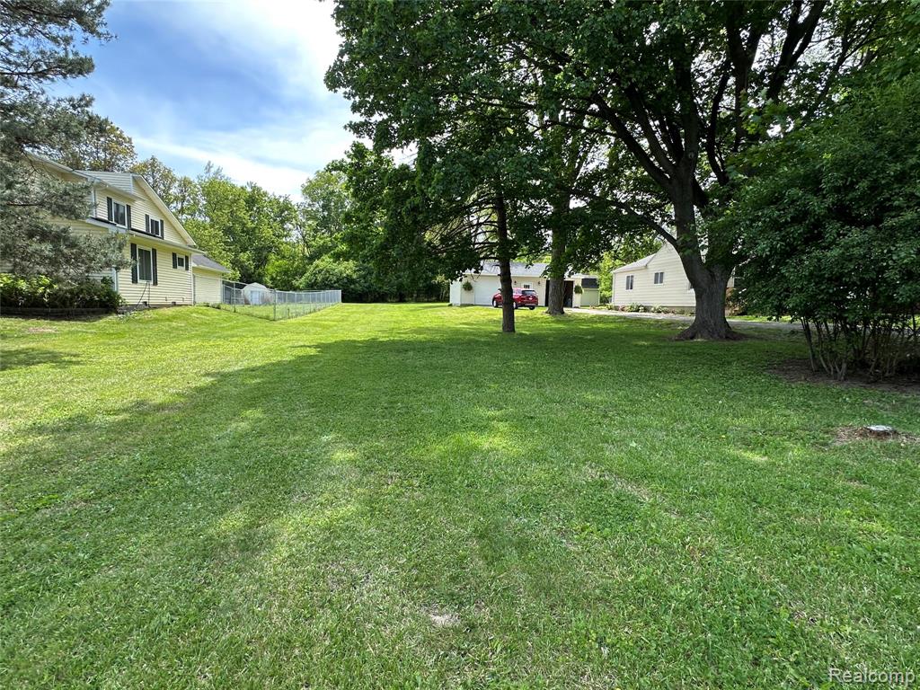 6161 River Road, Flushing, MI 48433 — Photo 5