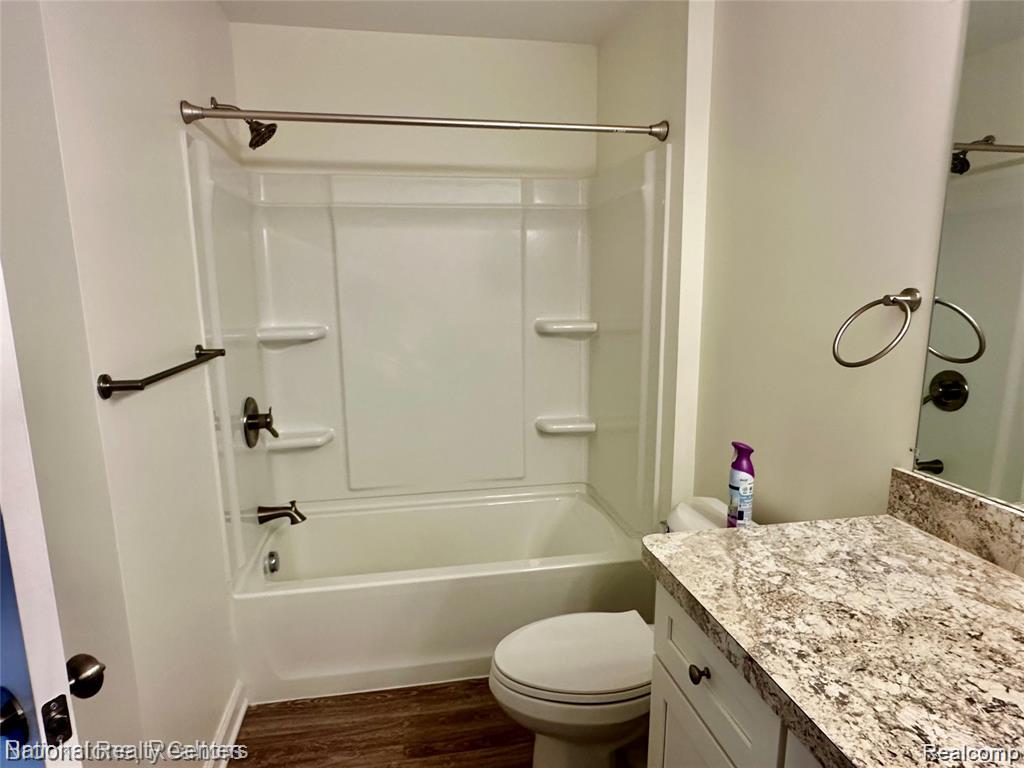 14301 Pinehurst Lane, Grand Blanc, MI 48439 — Photo 15