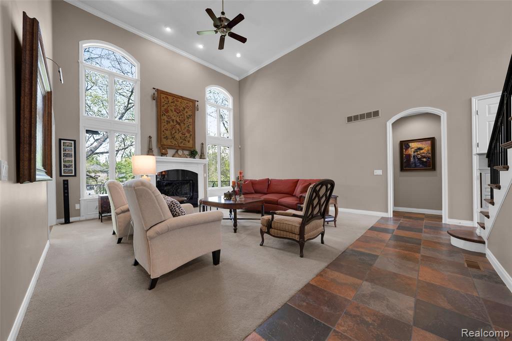 4502 Forest Edge Lane, West Bloomfield, MI 48323 — Photo 10