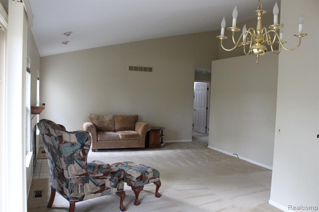9132 COLONY PARK Drive, Ypsilanti, MI 48197 — Photo 5