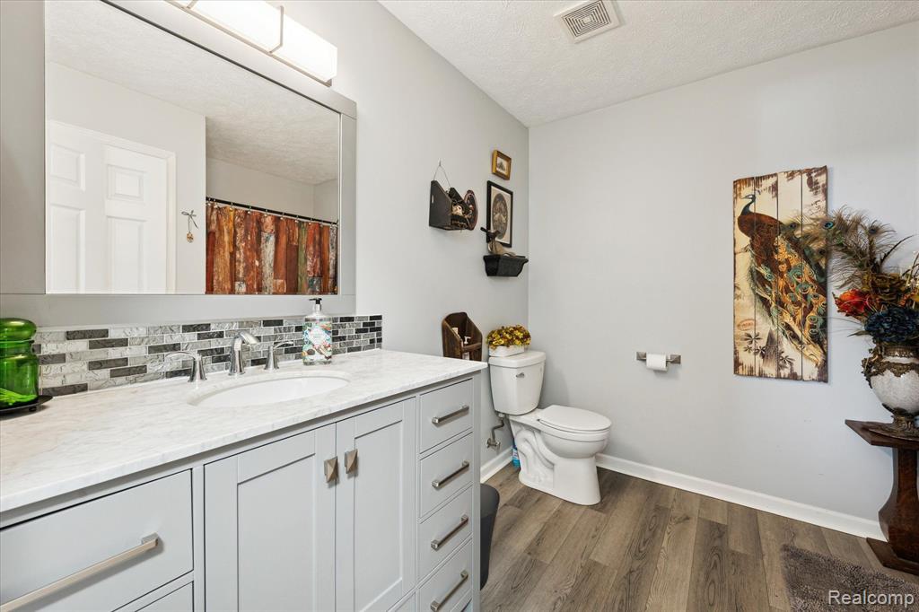 5817 CARTER, Howell, MI 48843 — Photo 24