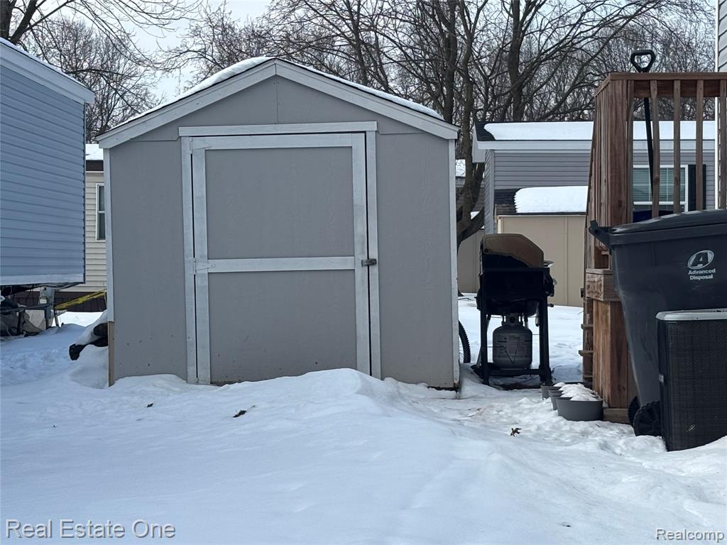 573 Turquoise Drive, Whitmore Lake, MI 48189 — Photo 20