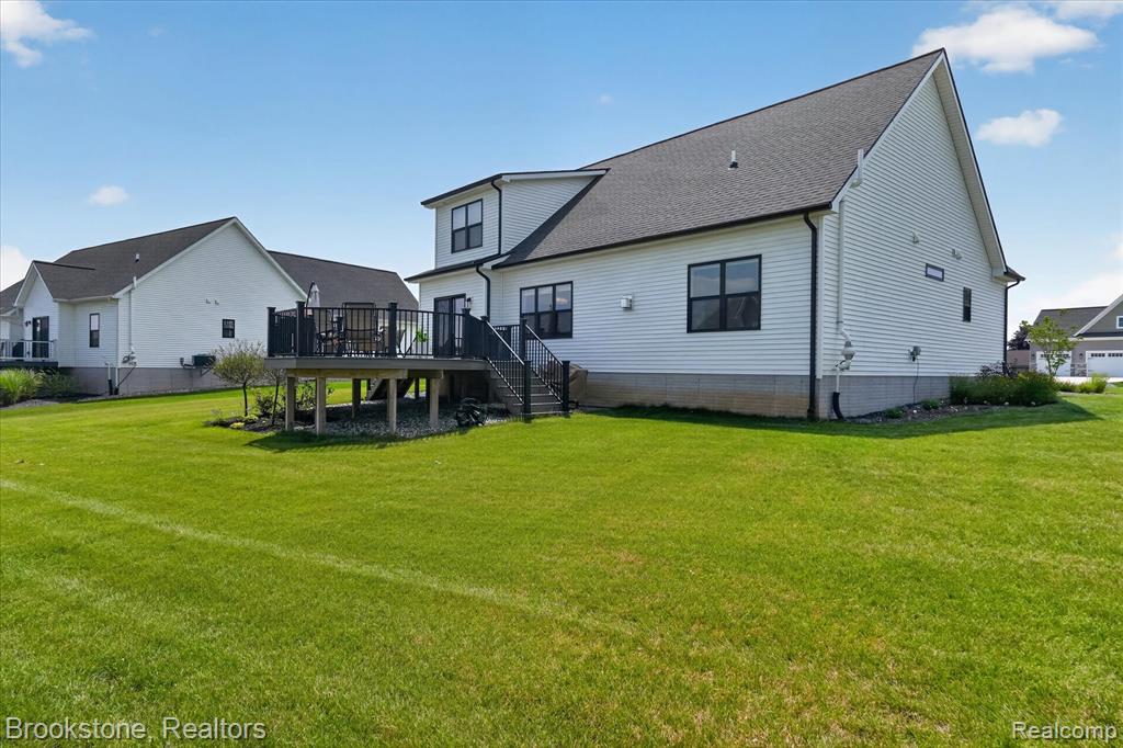 9830 Loretta Lane, South Lyon, MI 48178 — Photo 57
