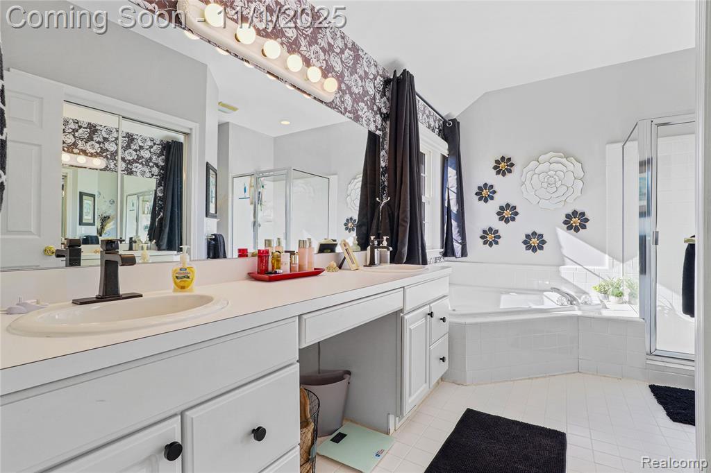 5082 Prestonwood Lane, Flushing, MI 48433 — Photo 36