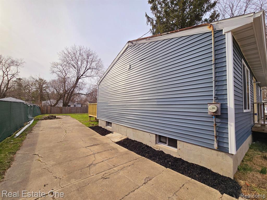 4912 PLEASANT GROVE Road, Lansing, MI 48910 — Photo 3