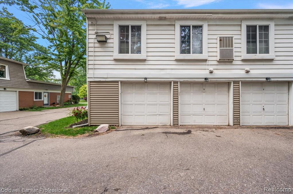 38167 Greenwood Street, Westland, MI — Photo 4