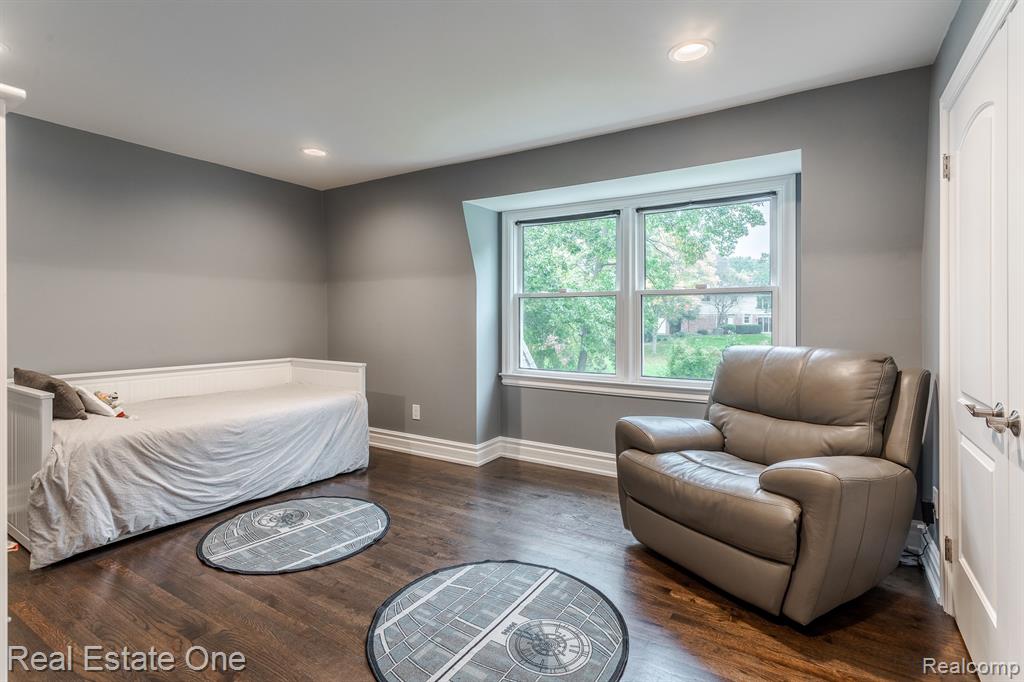 5699 RAVEN Road, Bloomfield Hills, MI 48301 — Photo 32