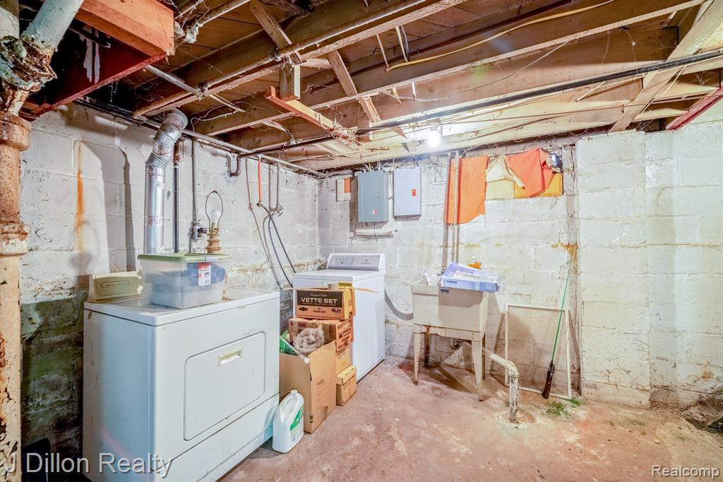 6128 Yinger Avenue, Dearborn, MI 48126 — Photo 32