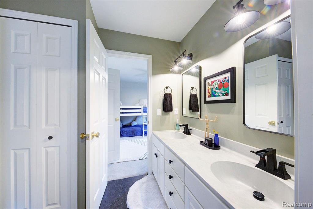 6728 Spring Creek, Plymouth, MI 48170 — Photo 45