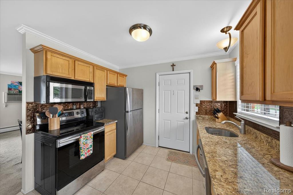 454 Romeo Road, 226, Rochester, MI 48307 — Photo 9