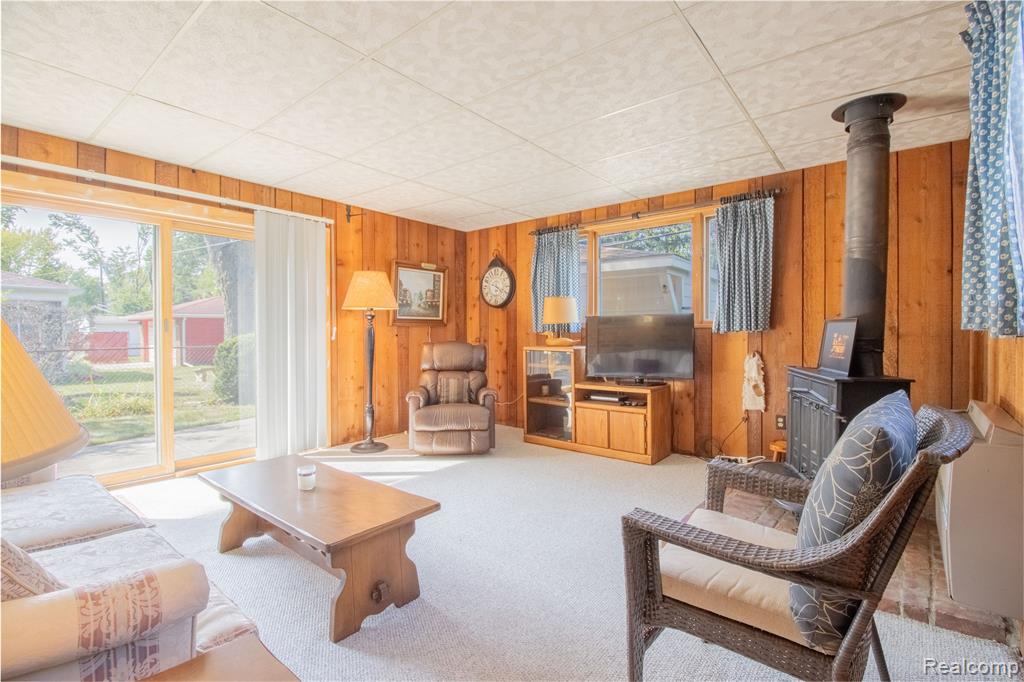 17058 W 13 Mile Road, Beverly Hills, MI 48025 — Photo 24