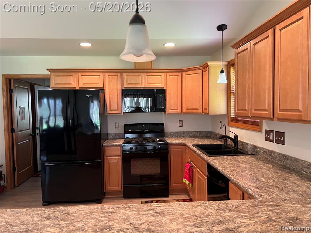 6895 Fairway, Howell, MI 48843 — Photo 9