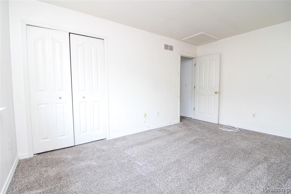 5562 Cary Drive, Ypsilanti, MI 48197 — Photo 35