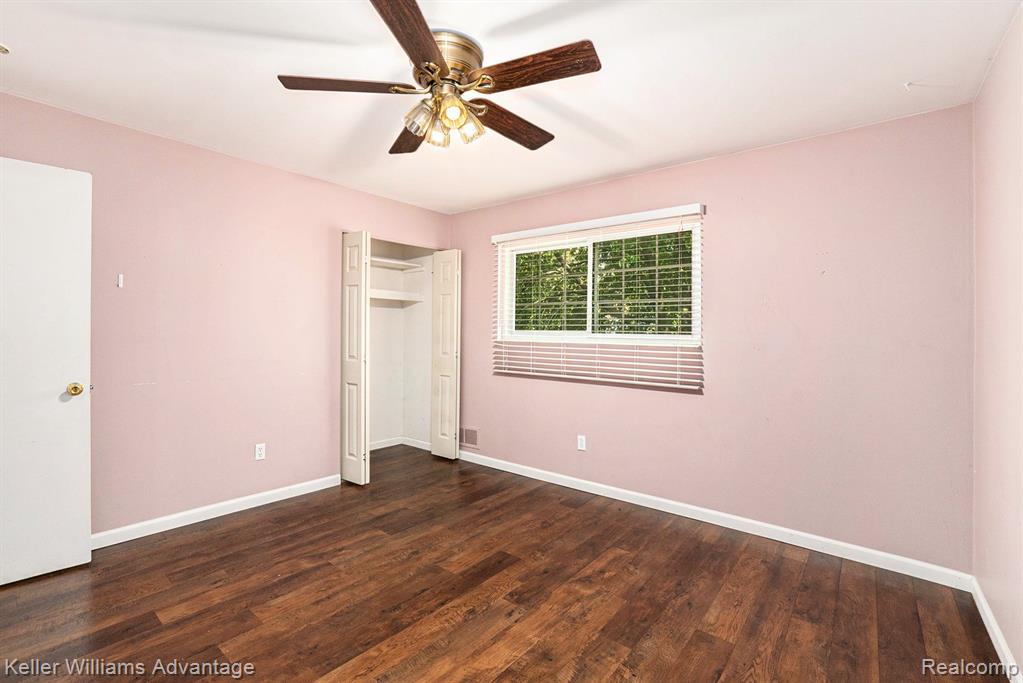670 E Fox Hills Drive, Bloomfield, MI 48304 — Photo 10