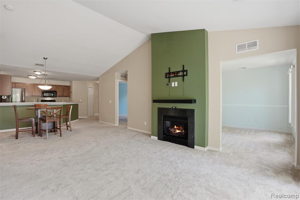 320 N Wixom Road, 30, Wixom, MI 48393 — Photo 7