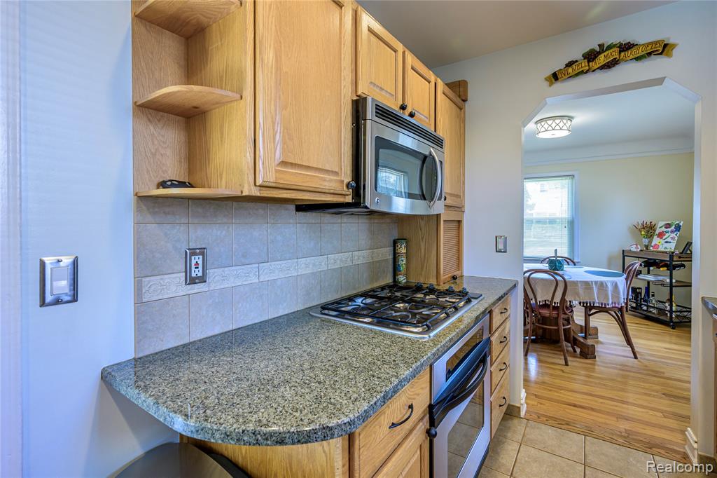 3566 Buckingham Avenue, Berkley, MI 48072 — Photo 5