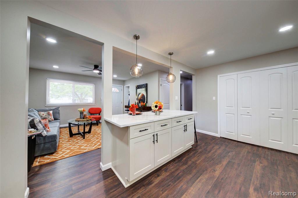 1330 Redleaf Lane, Ypsilanti, MI 48198 — Photo 13