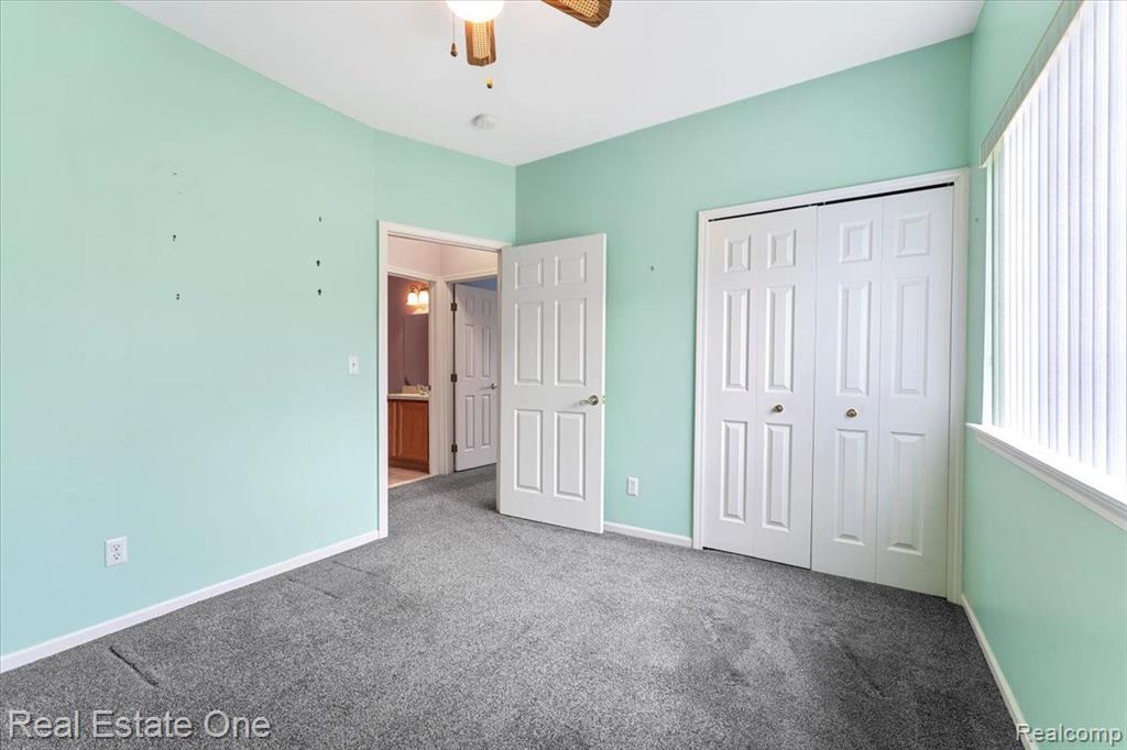 23027 FAIRLANE Boulevard, Woodhaven, MI 48183 — Photo 16