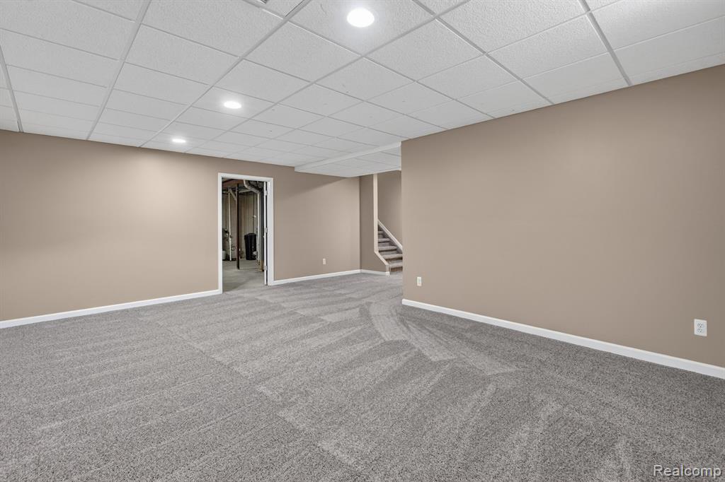 5195 Wyndham Place, Fenton, MI 48430 — Photo 27