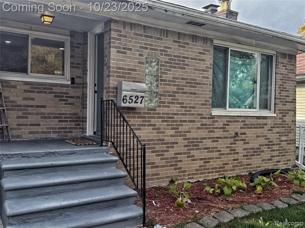6527 Vaughan Street, Detroit, MI 48228 — Photo 2