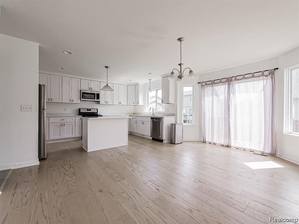 55941 WORLINGTON Lane, South Lyon, MI 48178 — Photo 6