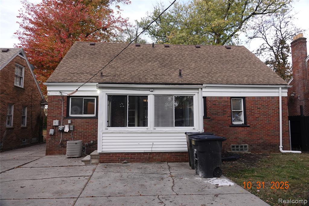 16122 Trinity Street, Detroit, MI 48219 — Photo 6