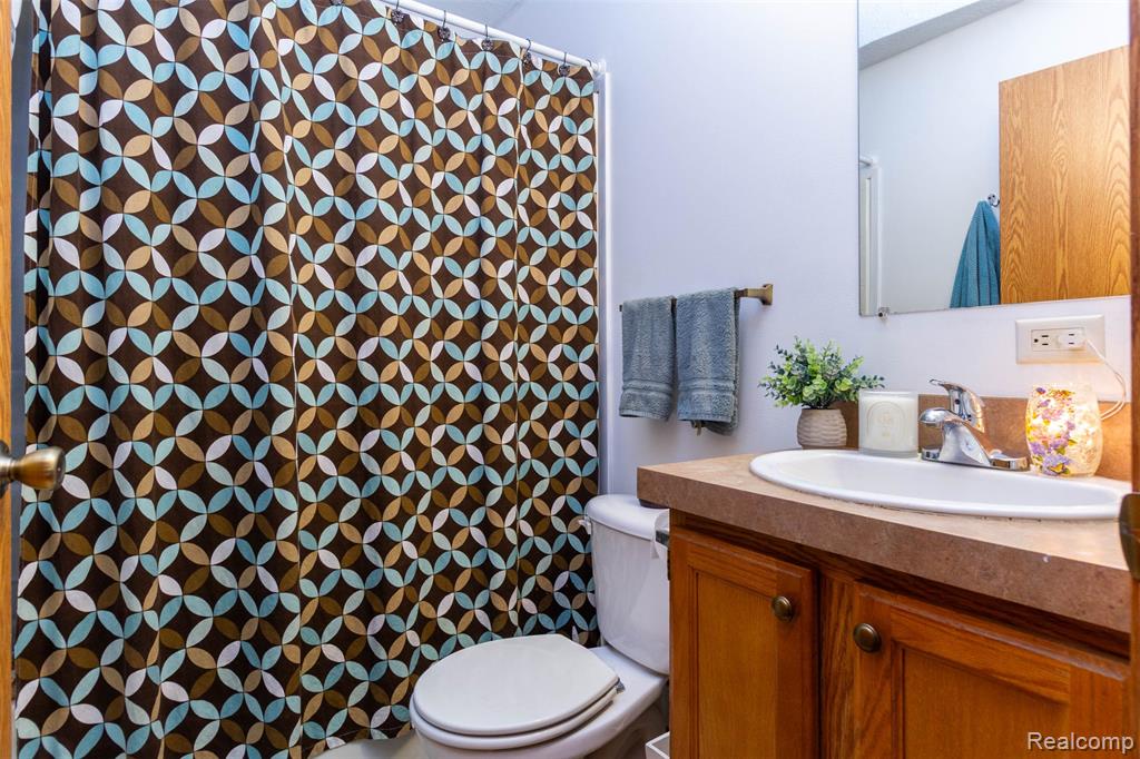 6137 East Street, North Branch, MI 48461 — Photo 31