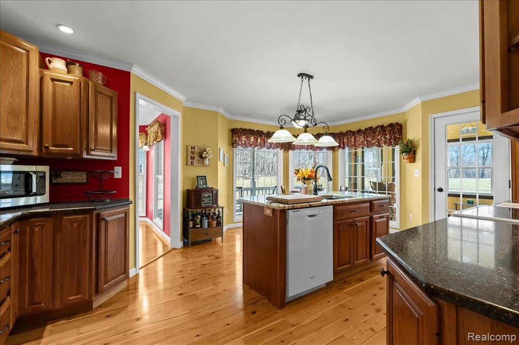 80442 WOODRIDGE Lane, Romeo, MI 48065 — Photo 9