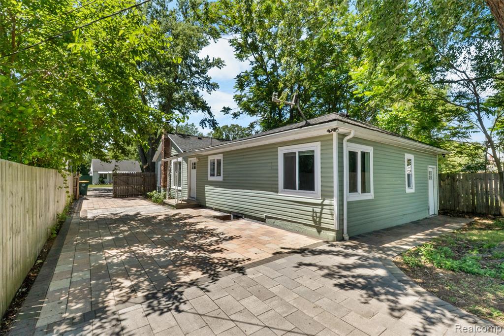 178 Lamay Avenue, Ypsilanti, MI 48198 — Photo 8