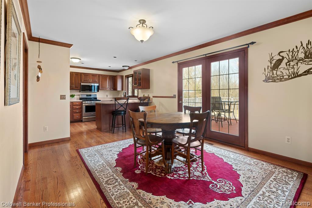 6253 7 MILE Road, South Lyon, MI 48178 — Photo 14