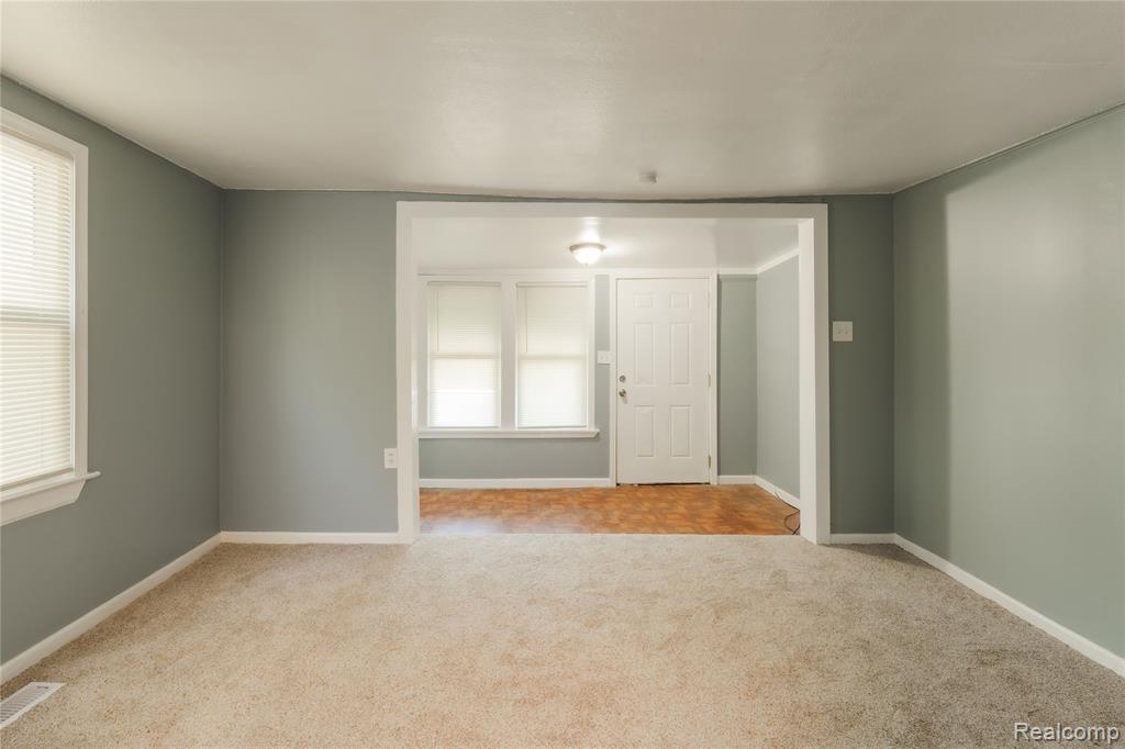 4901 Cornell Street, Dearborn Heights, MI 48125 — Photo 18