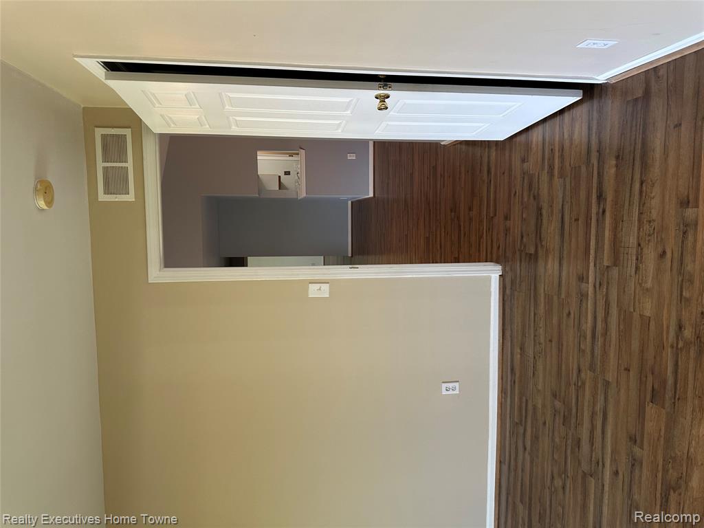 5816 PINE AIRES Drive, Sterling Heights, MI 48314 — Photo 15
