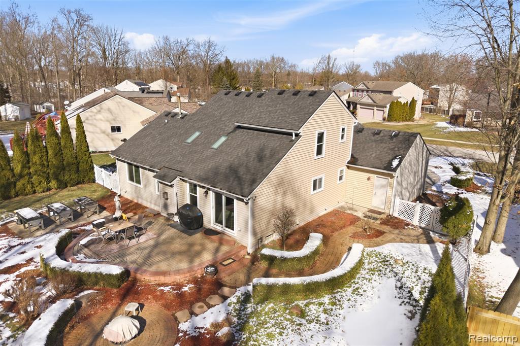 9140 Lakewood Drive, Whitmore Lake, MI 48189 — Photo 34