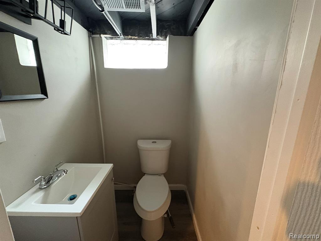 6360 Brace Street, Detroit, MI 48228 — Photo 10