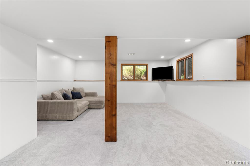 1055 E Hollywood Boulevard, Clio, MI 48420 — Photo 57