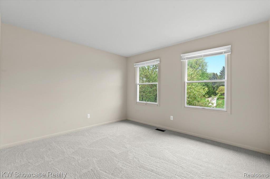 4870 LYTHAM Lane, Ann Arbor, MI 48103 — Photo 26
