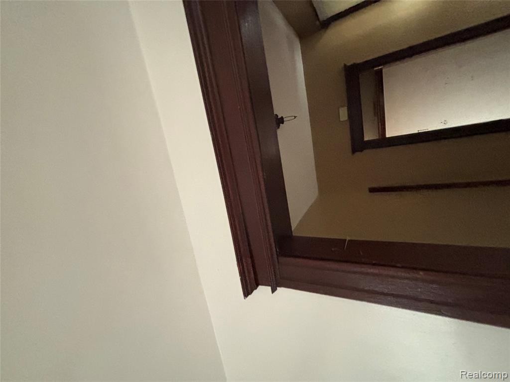 5327 Holcomb Street, Detroit, MI 48213 — Photo 10
