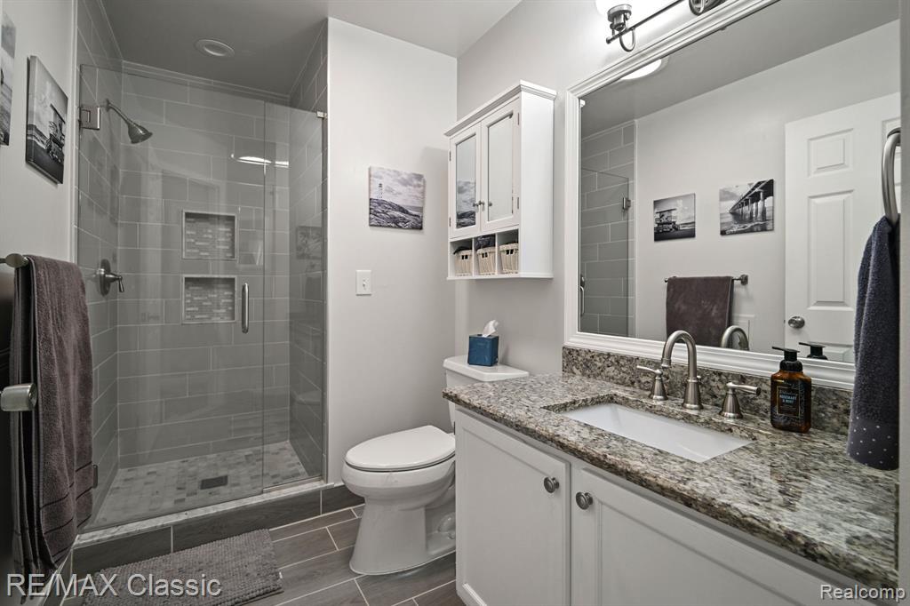 38863 COUNTRY Circle, 88, Farmington Hills, MI 48331 — Photo 16
