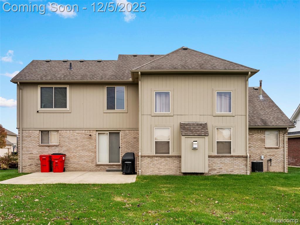 48233 Lamplighter Trail, Macomb, MI 48044 — Photo 18