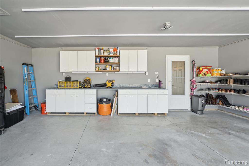 4159 Woodchuck Lane, Swartz Creek, MI 48473 — Photo 33