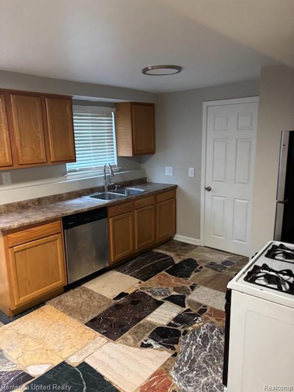 3235 Isabelle Avenue, Inkster, MI 48141 — Photo 4