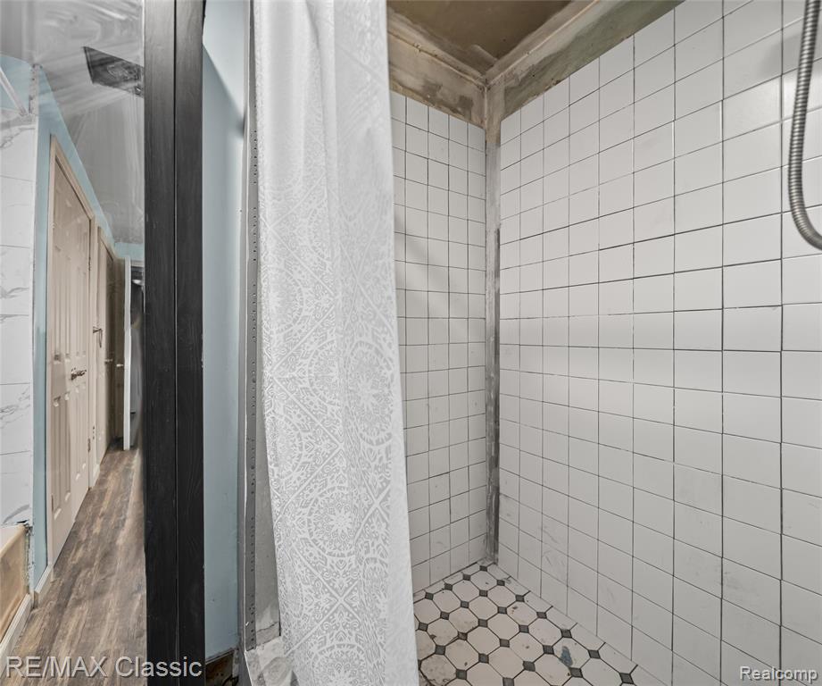 2185 Oakview Drive, Canton, MI 48187 — Photo 28