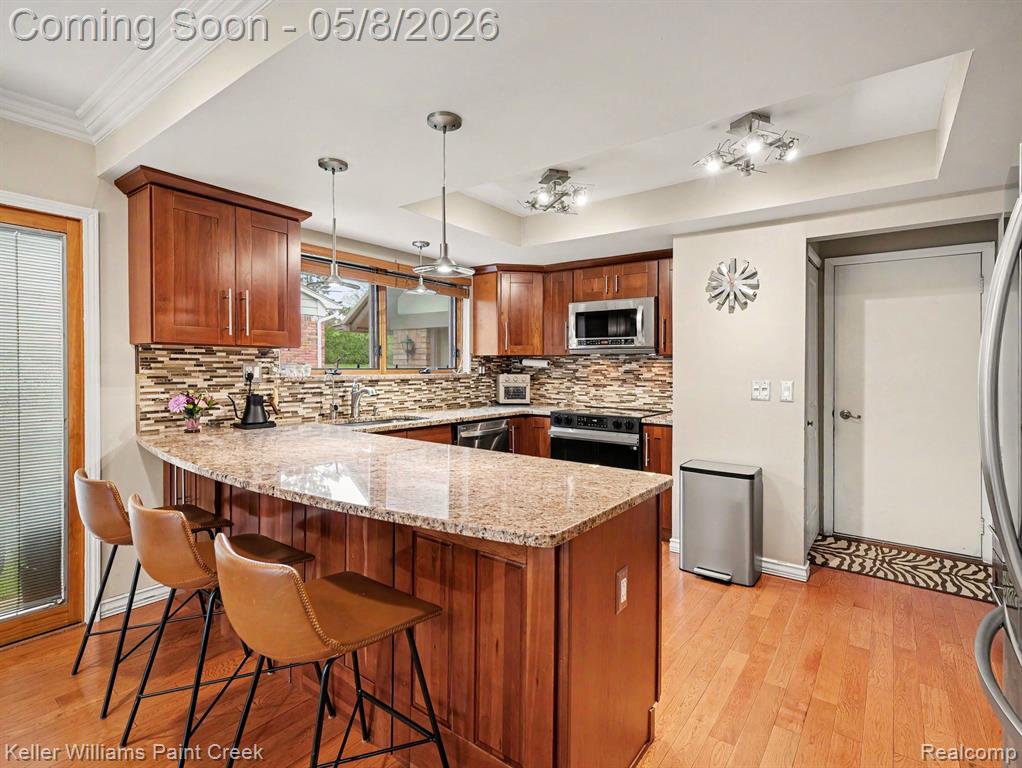 1949 Canary Court, Troy, MI 48084 — Photo 11