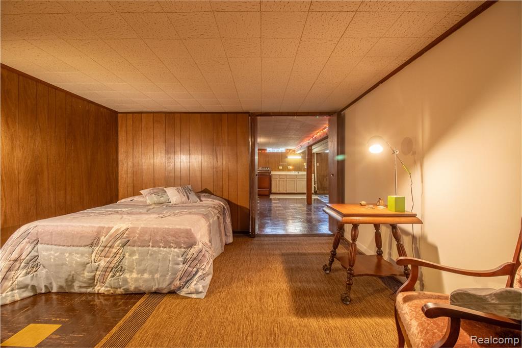 17058 W 13 Mile Road, Beverly Hills, MI 48025 — Photo 30