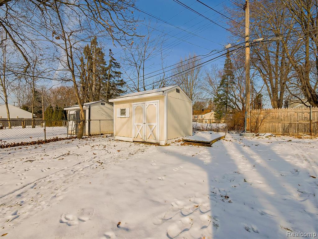 124 Leroy Avenue, Clawson, MI — Photo 33