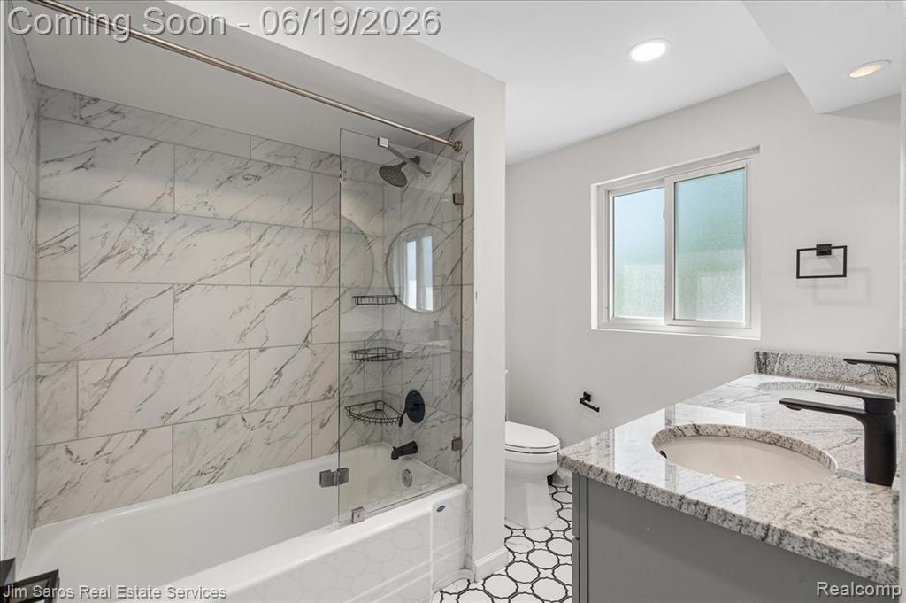 615 Lakepointe Street, Grosse Pointe, MI 48230 — Photo 26