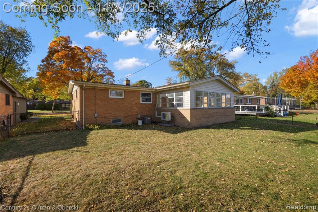 878 Brooklawn Drive, Troy, MI 48084 — Photo 31