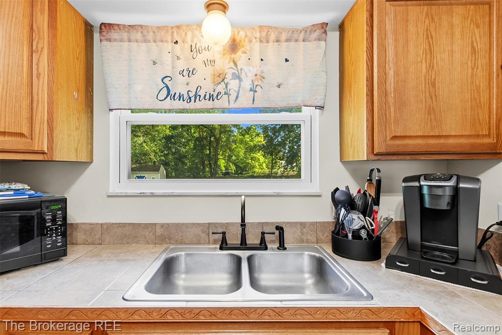 6509 Silver Lake Road, Linden, MI 48451 — Photo 21