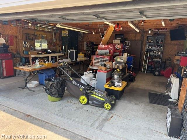 682 Metcalf Drive, Imlay City, MI 48444 — Photo 26