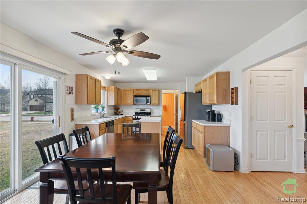 9799 Ravenshire Drive, Ypsilanti, MI 48198 — Photo 16